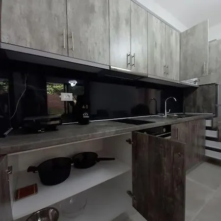 Kokalari 14 Luxury Sarandë